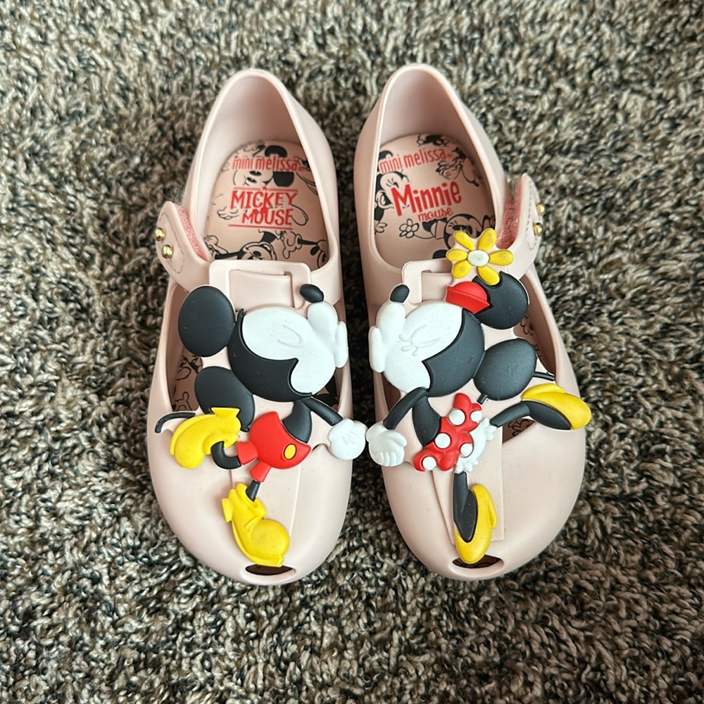 NWOT MINI MELISSA MINNIE MICKEY SHOES